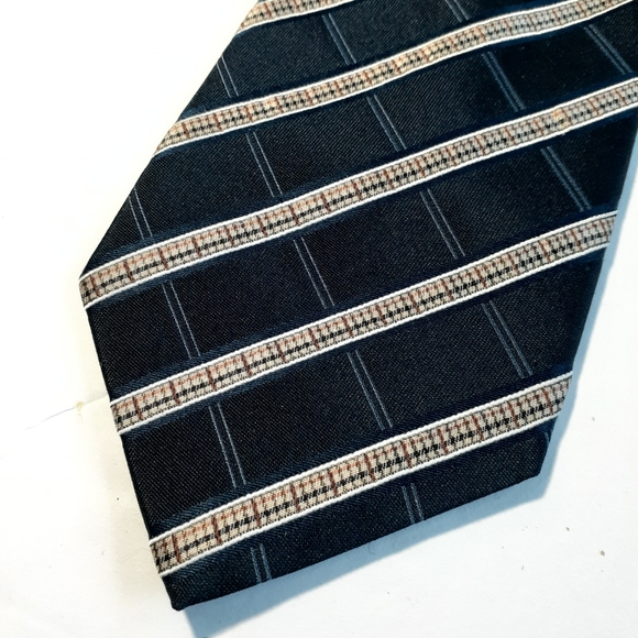 Daks London ARA New With Tags Textured Necktie - Picture 5 of 6